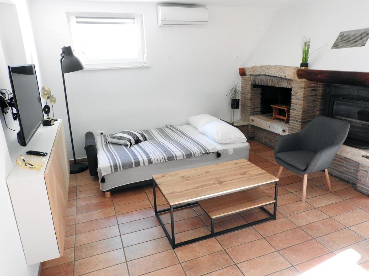 Apartment Lu, Stinjan - Pula Dış mekan fotoğraf